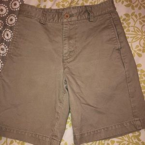 Vineyard Vines Khaki Shorts
